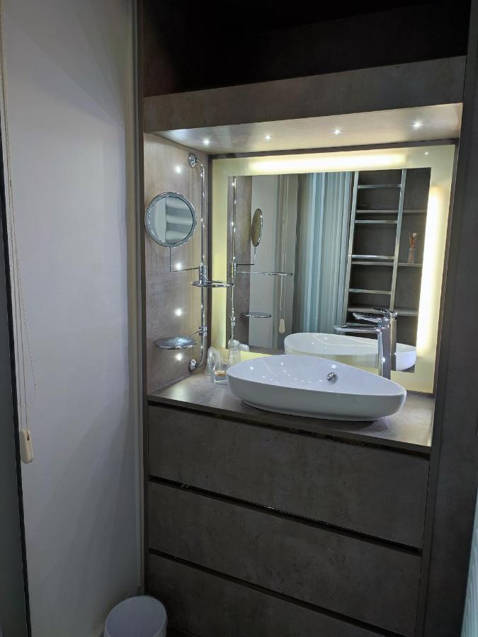 Les Jardins De La Fontaine Bed & Breakfast Alès Екстериор снимка